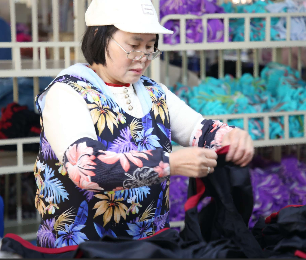 on-site quality supervision during swimwear manufacturing